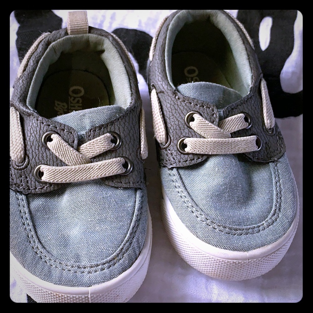 Boys boat shoes